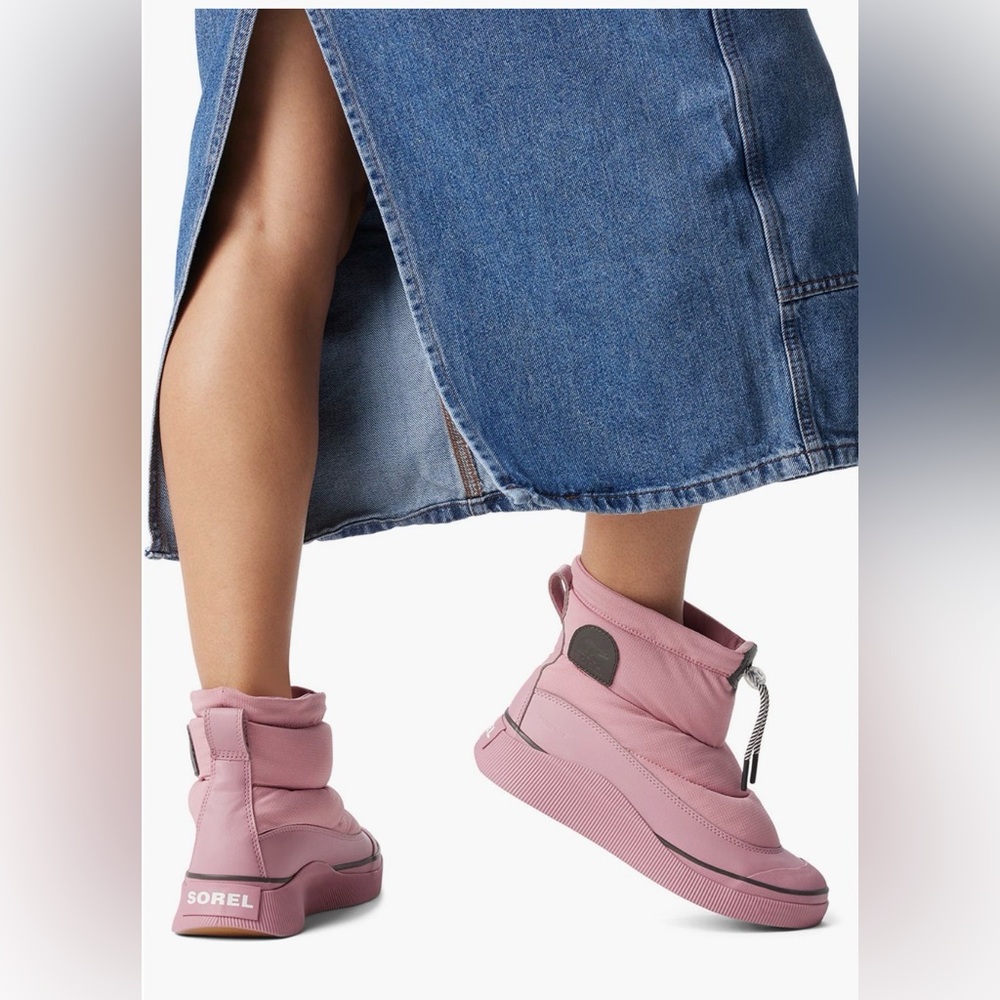 SOREL
Out N About IV Puffy Lace-Up Waterproof
Boot (Women)Dazed Mauve/Jet
